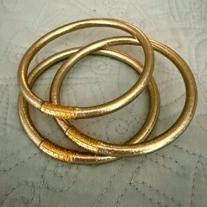 BudhaGirl Etoile Elegant Gold Bangle Bracelet Set
